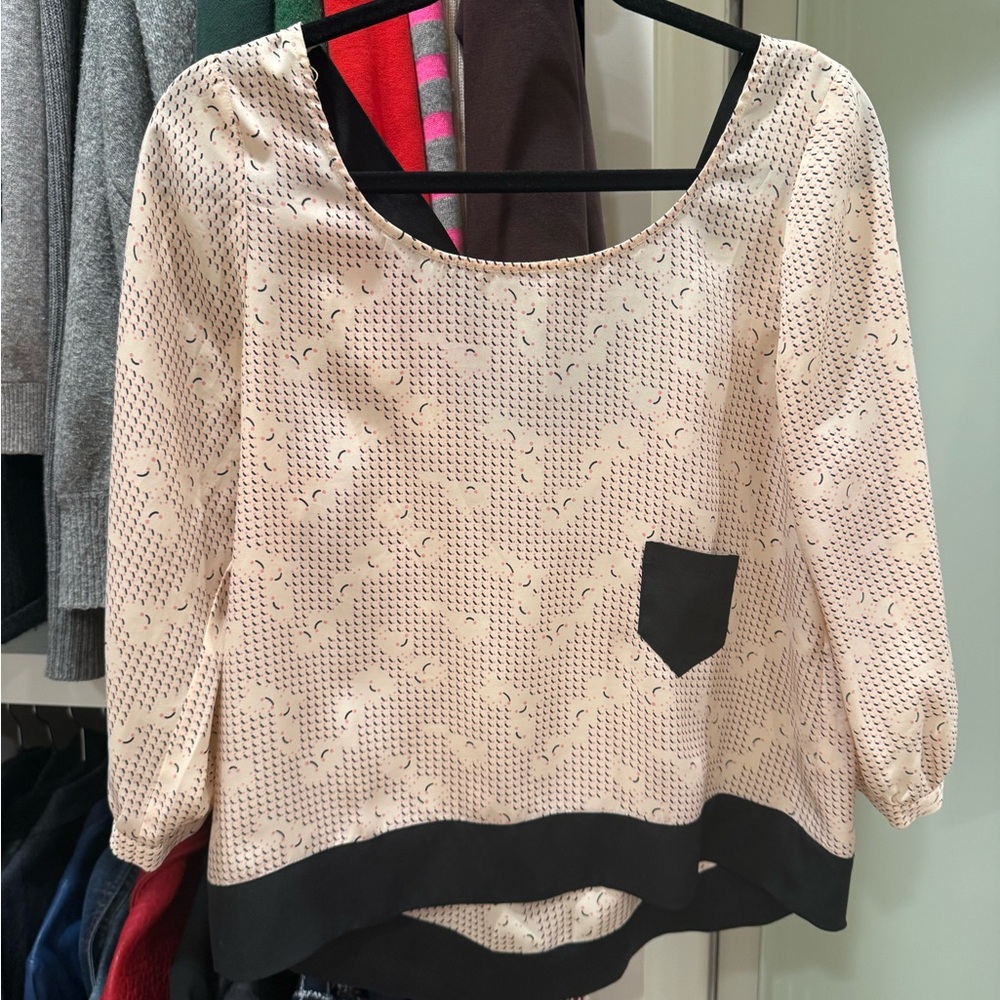 Women's Pink and Black Top